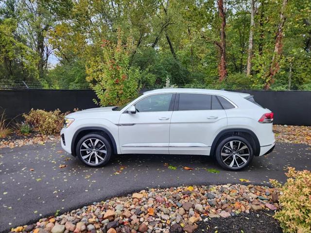 2025 Volkswagen Atlas Cross Sport 2.0T SEL Premium R-Line 2025 Volkswagen Atlas Cross Sport 2.0T SEL Premium R-Line