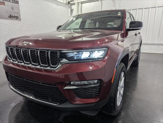 2023 Jeep Grand Cherokee Limited 4x4 2023 Jeep Grand Cherokee Limited 4x4