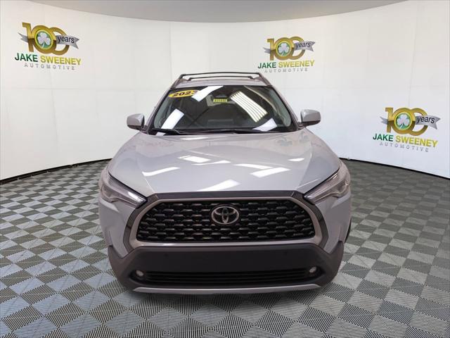 2023 Toyota Corolla Cross XLE 2023 Toyota Corolla Cross XLE