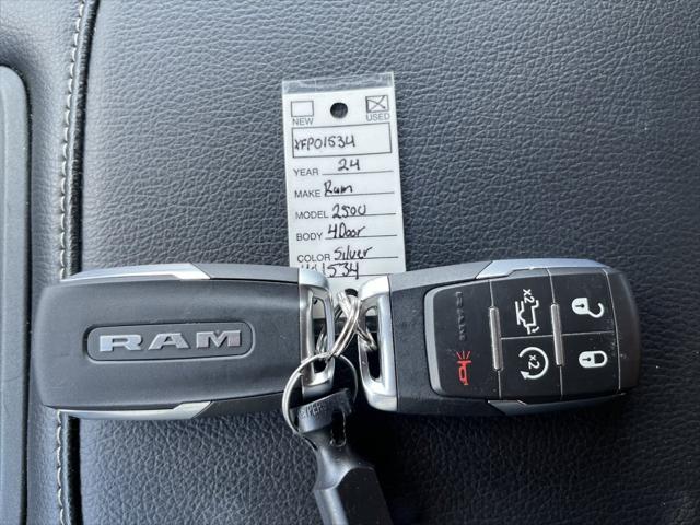 2024 RAM 2500 Laramie Crew Cab 4x4 64 Box