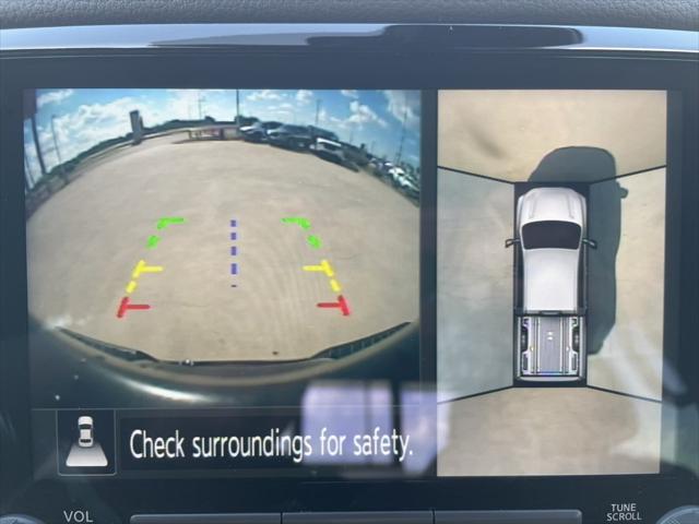 2024 Nissan TITAN Crew Cab PRO-4X 4x4 2024 Nissan TITAN Crew Cab PRO-4X 4x4