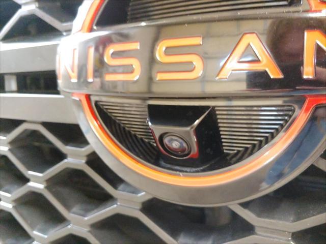 2024 Nissan TITAN Crew Cab PRO-4X 4x4 2024 Nissan TITAN Crew Cab PRO-4X 4x4