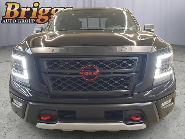 2024 Nissan TITAN Crew Cab PRO-4X 4x4 2024 Nissan TITAN Crew Cab PRO-4X 4x4