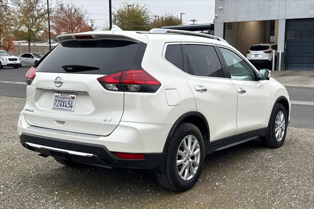 2017 Nissan Rogue SV 2017 Nissan Rogue SV