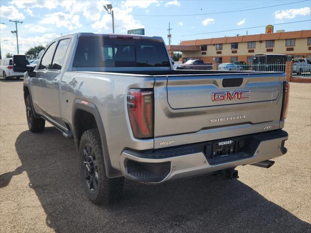 2024 GMC Sierra 2500HD 4WD Crew Cab Standard Bed AT4