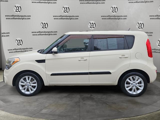 2013 Kia Soul + 2013 Kia Soul +