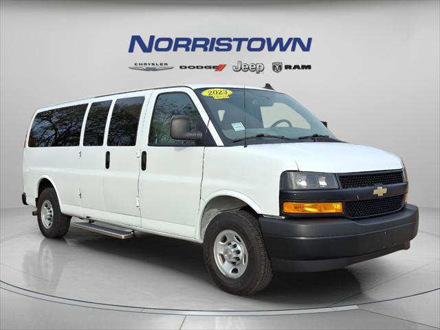 2023 Chevrolet Express Passenger RWD 3500 Extended Wheelbase LS 2023 Chevrolet Express Passenger RWD 3500 Extended Wheelbase LS