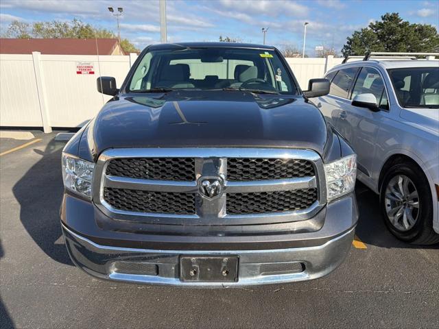 2022 RAM 1500 Classic SLT Crew Cab 4x2 57 Box 2022 RAM 1500 Classic SLT Crew Cab 4x2 57 Box