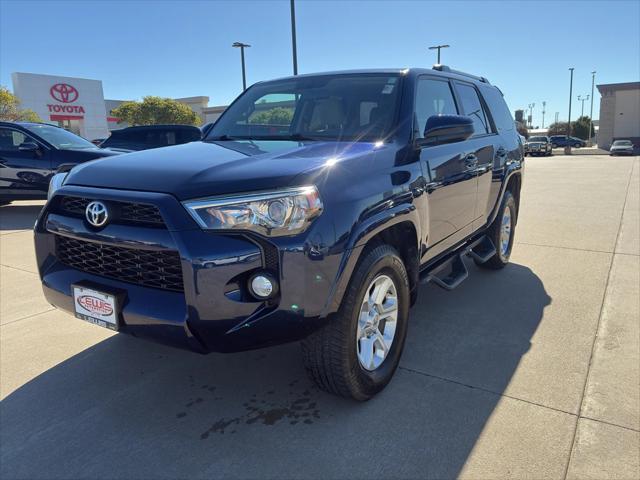 2019 Toyota 4Runner SR5 2019 Toyota 4Runner SR5
