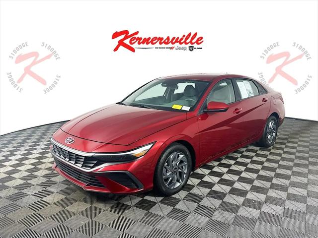 2024 Hyundai Elantra SEL 2024 Hyundai Elantra SEL