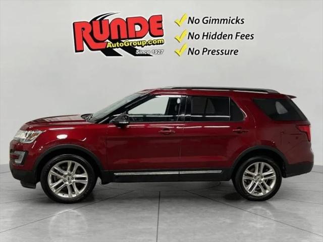 2017 Ford Explorer XLT 2017 Ford Explorer XLT