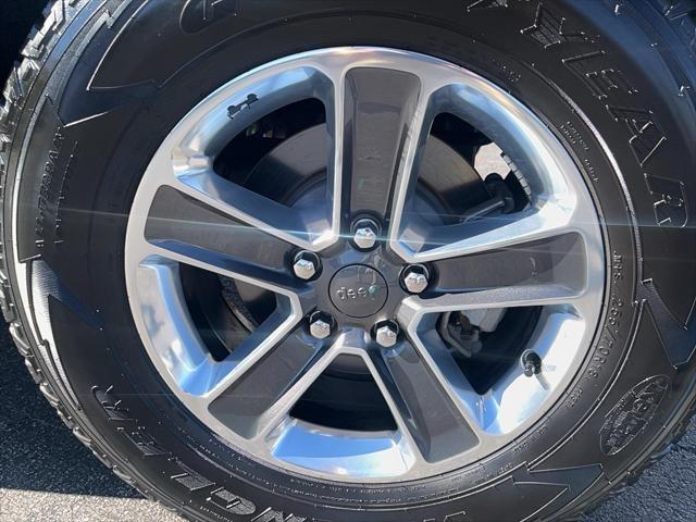 2023 Jeep Wrangler 4-Door Sahara 4x4