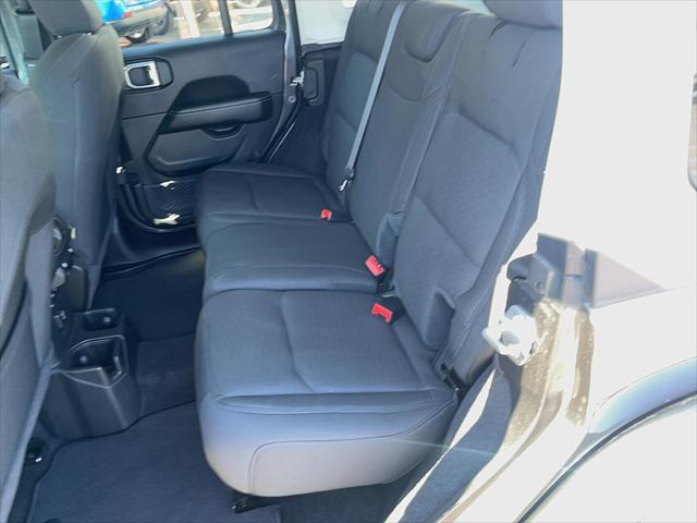 2023 Jeep Wrangler 4-Door Sahara 4x4