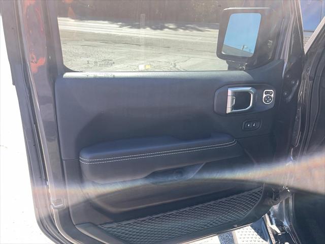 2023 Jeep Wrangler 4-Door Sahara 4x4