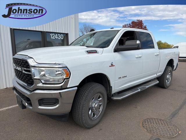 2022 RAM 2500 Big Horn Crew Cab 4x4 64 Box 2022 RAM 2500 Big Horn Crew Cab 4x4 64 Box