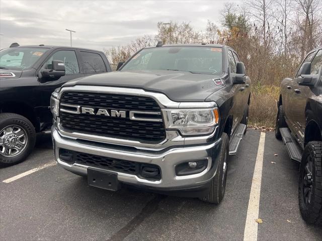 2024 RAM 2500 Big Horn Crew Cab 4x4 64 Box 2024 RAM 2500 Big Horn Crew Cab 4x4 64 Box