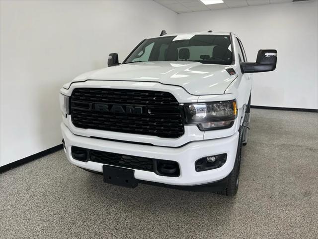 2024 RAM 2500 Big Horn Crew Cab 4x4 64 Box 2024 RAM 2500 Big Horn Crew Cab 4x4 64 Box