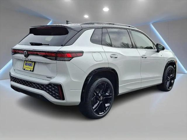 2026 Volkswagen Tiguan SE R-Line Black