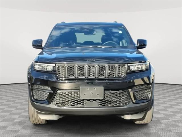 2024 Jeep Grand Cherokee Altitude 4x4 2024 Jeep Grand Cherokee Altitude 4x4