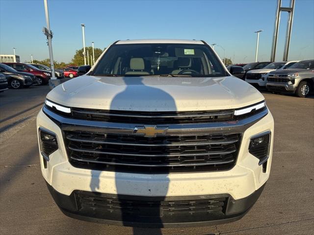 2024 Chevrolet Traverse FWD LT
