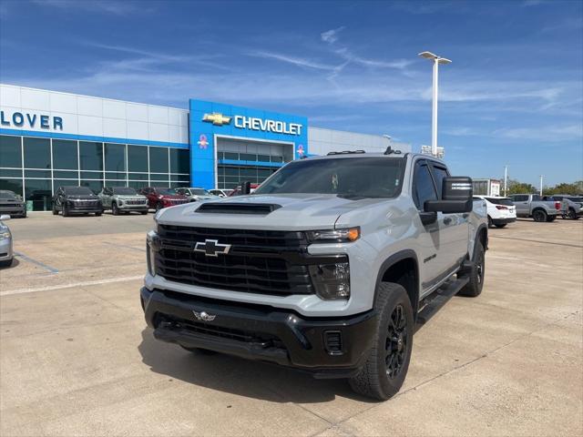 2025 Chevrolet Silverado 2500HD 4WD Crew Cab Standard Bed Custom