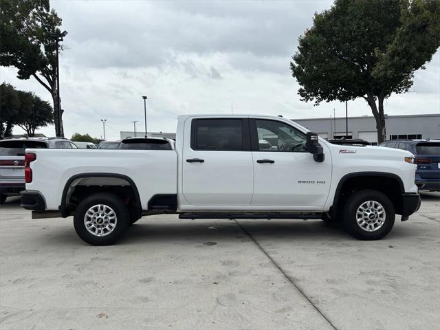 2024 Chevrolet Silverado 2500HD 4WD Crew Cab Standard Bed Custom