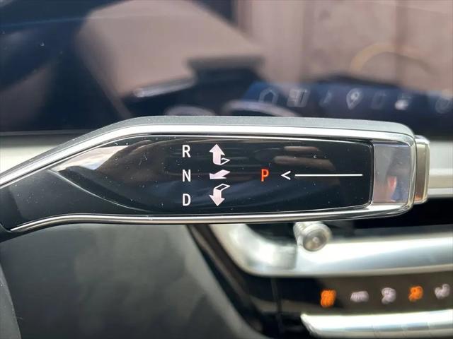 2026 Cadillac iQ Signature Sport AWD