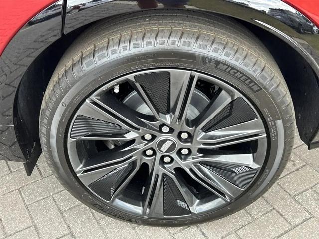 2026 Cadillac iQ Signature Sport AWD