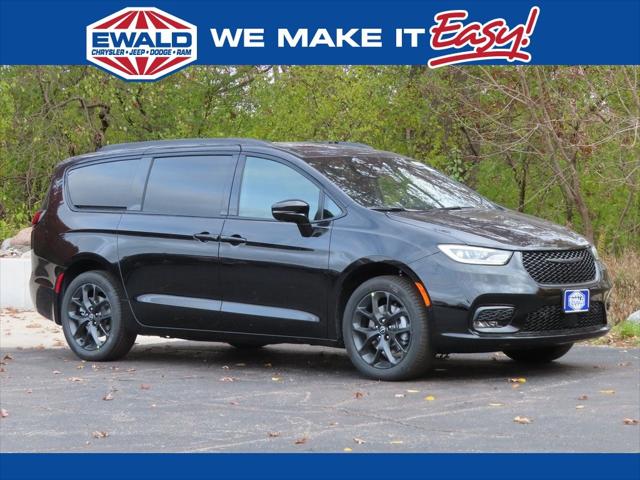 2026 Chrysler Pacifica PACIFICA LIMITED AWD