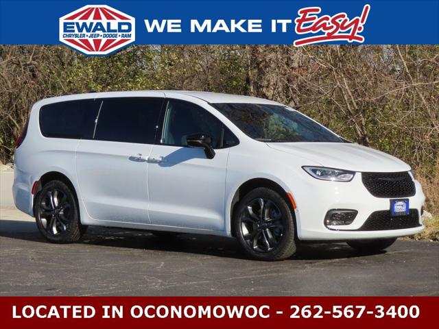 2026 Chrysler Pacifica PACIFICA SELECT AWD 2026 Chrysler Pacifica PACIFICA SELECT AWD