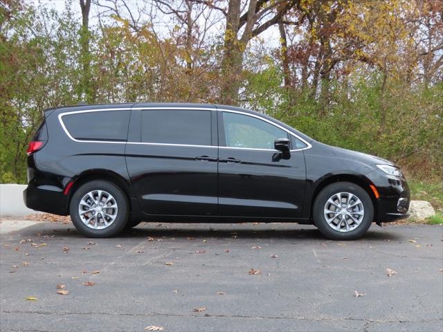 2026 Chrysler Pacifica PACIFICA SELECT AWD 2026 Chrysler Pacifica PACIFICA SELECT AWD