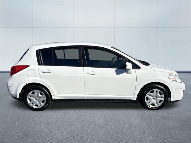 2011 Nissan Versa 1.8S 2011 Nissan Versa 1.8S