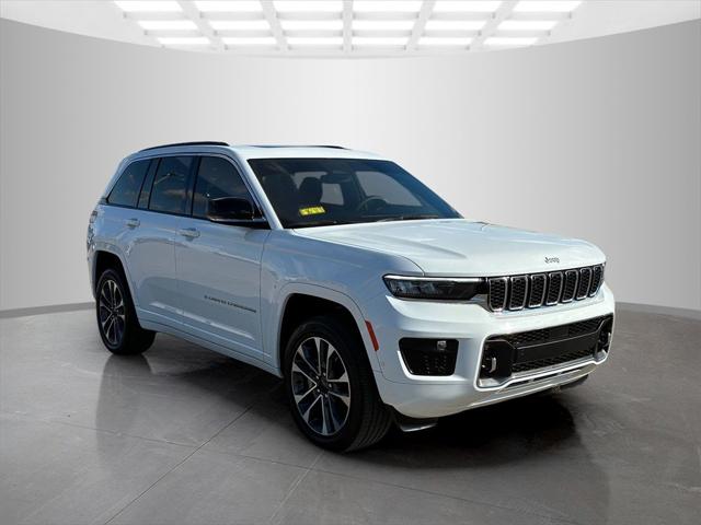 2024 Jeep Grand Cherokee Overland 4x4 2024 Jeep Grand Cherokee Overland 4x4