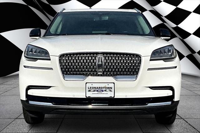 2022 Lincoln Aviator Standard 2022 Lincoln Aviator Standard