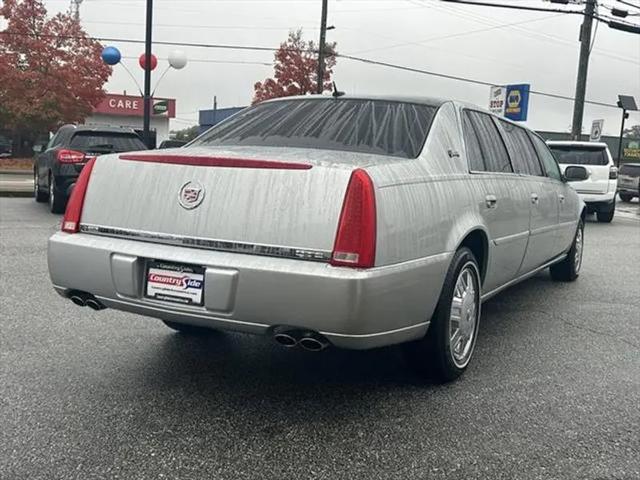2008 Cadillac DTS Standard