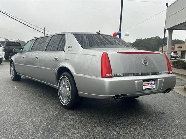 2008 Cadillac DTS Standard