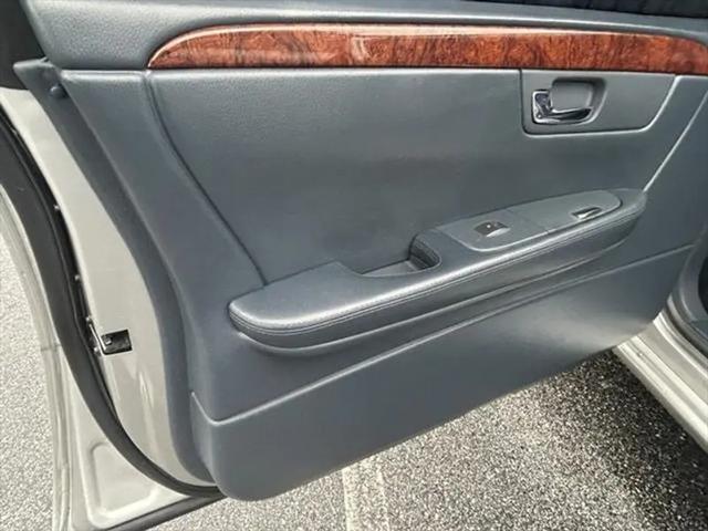 2008 Cadillac DTS Standard