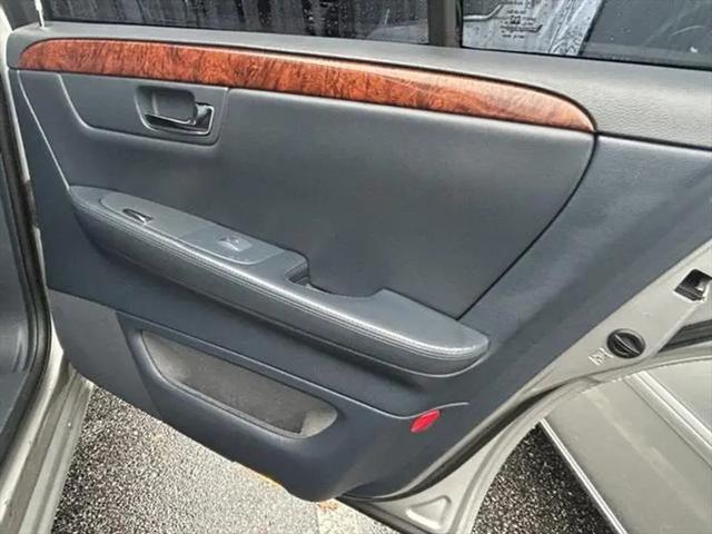 2008 Cadillac DTS Standard