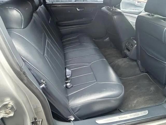 2008 Cadillac DTS Standard