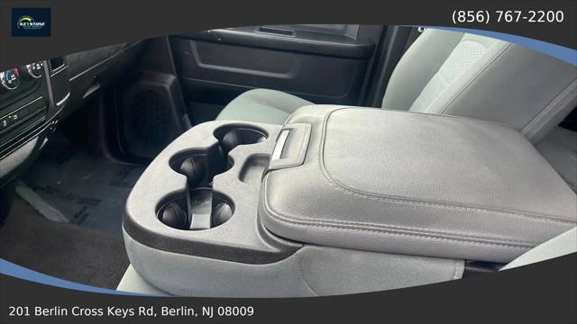 2017 Ram 1500 Express Quad Cab 4x4 6'4" Box