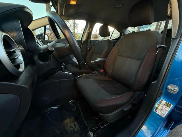 2020 Nissan Versa SR Xtronic CVT