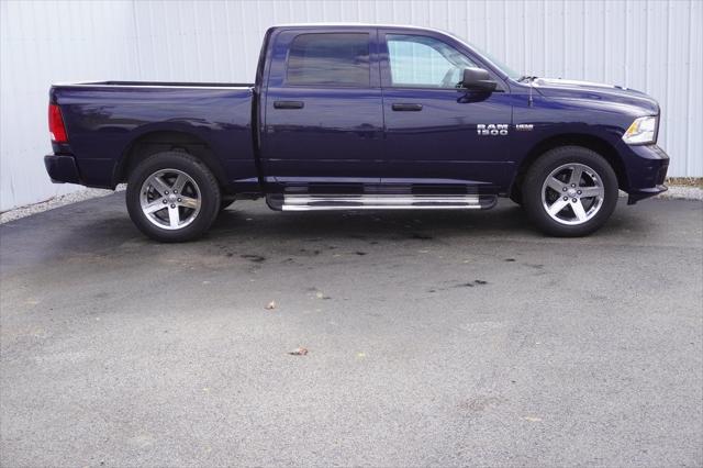 2017 RAM 1500 Express Crew Cab 4x4 57 Box 2017 RAM 1500 Express Crew Cab 4x4 57 Box