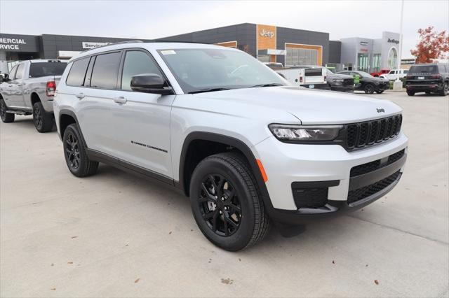 2025 Jeep Grand Cherokee GRAND CHEROKEE L ALTITUDE X 4X4