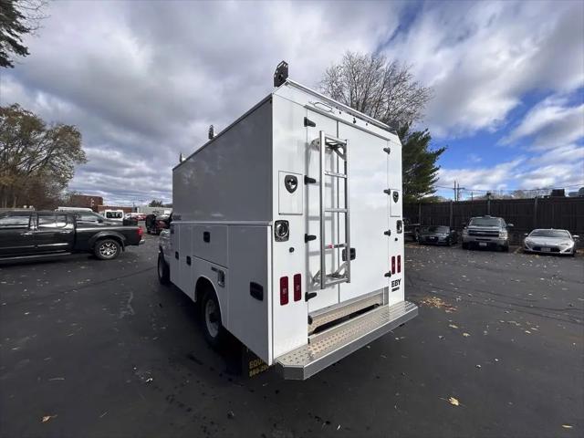2026 Ford E-350 Cutaway E-Series Cutaway