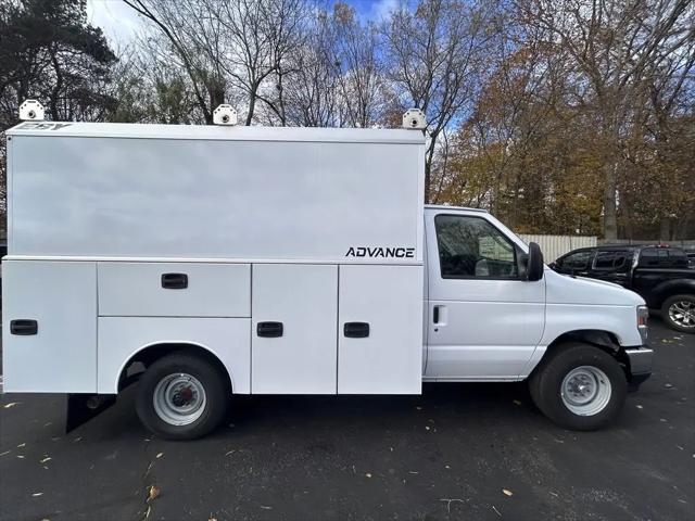 2026 Ford E-350 Cutaway E-Series Cutaway