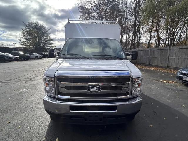 2026 Ford E-350 Cutaway E-Series Cutaway