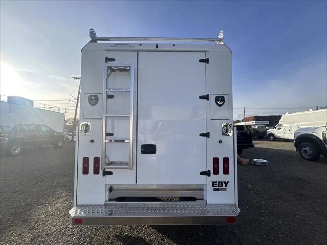 2026 Ford E-350 Cutaway E-Series Cutaway