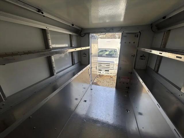 2026 Ford E-350 Cutaway E-Series Cutaway