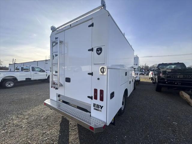 2026 Ford E-350 Cutaway E-Series Cutaway