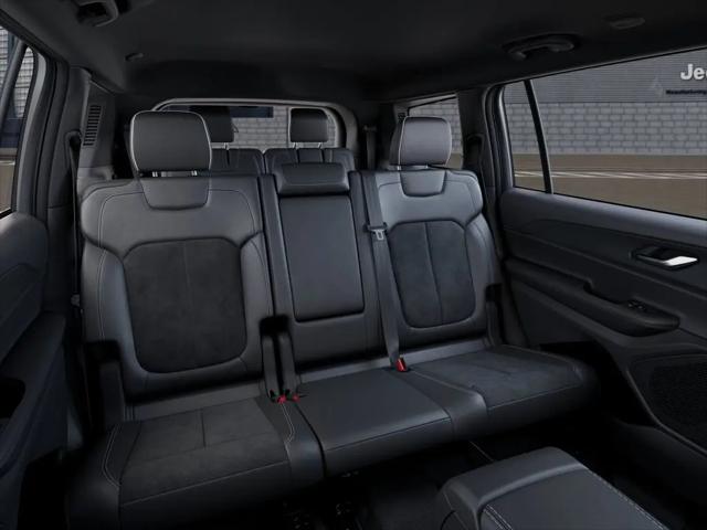2025 Jeep Grand Cherokee L Altitude 4x4